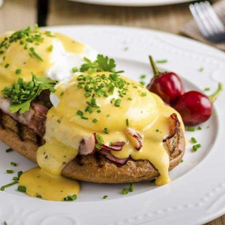 Eggs Benedict