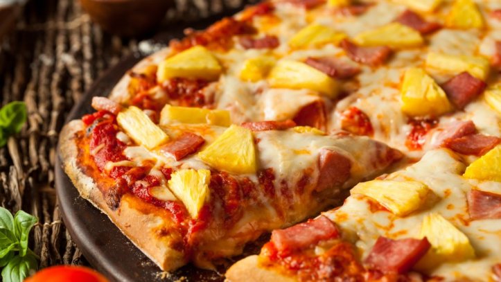 Hawaiian Pizza