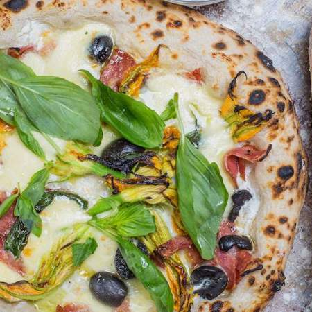 Pizza fiori di zucca