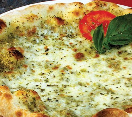 Pizza pesto Genovese