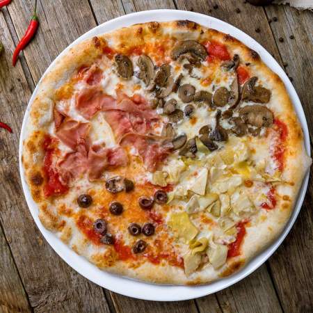 Quattro stagioni pizza