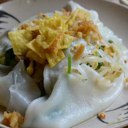 Khao phan phak