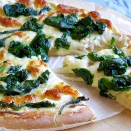 Pizza ricotta e spinaci