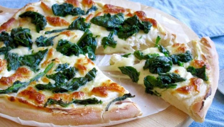 Pizza ricotta e spinaci