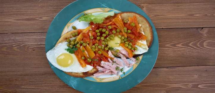 Huevos Motuleños