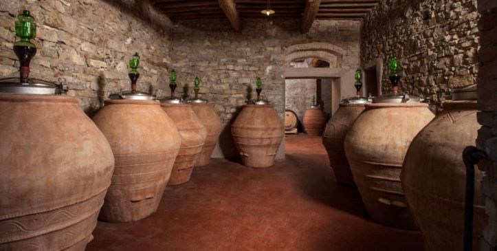 Georgian Amphora Wine